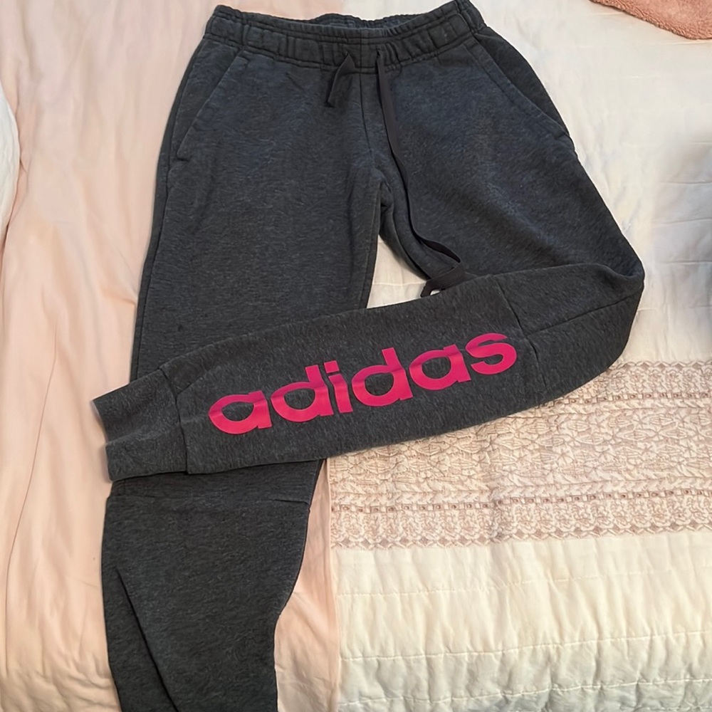 2 pairs of sweats.. Brand: Adidas & Nike.. 1 pair of leggings.. Brand: Shein